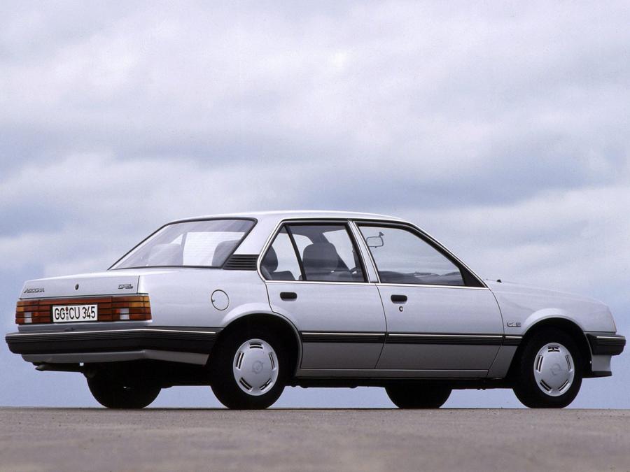 Opel Ascona 1984 года  (фото 6 из 11)
